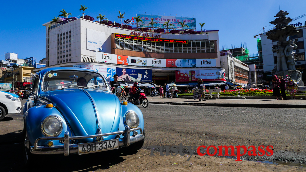 A retro moment at Dalat's modernist central market.